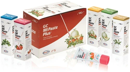 GC MI Paste Plus, Erdbeer, Packung à 10 × 40 g
